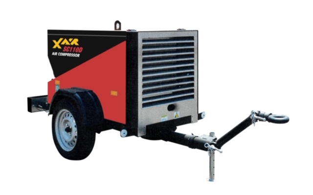 Does the compressor come with a coupler for the trailer hitch?