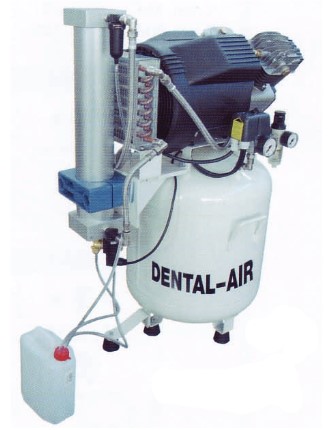 Does the compressor have a built-in moisture trap and regulator?